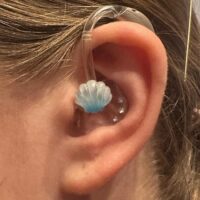 Hörgeräte Kinder Schmuck - Shelly, die Muschel blau